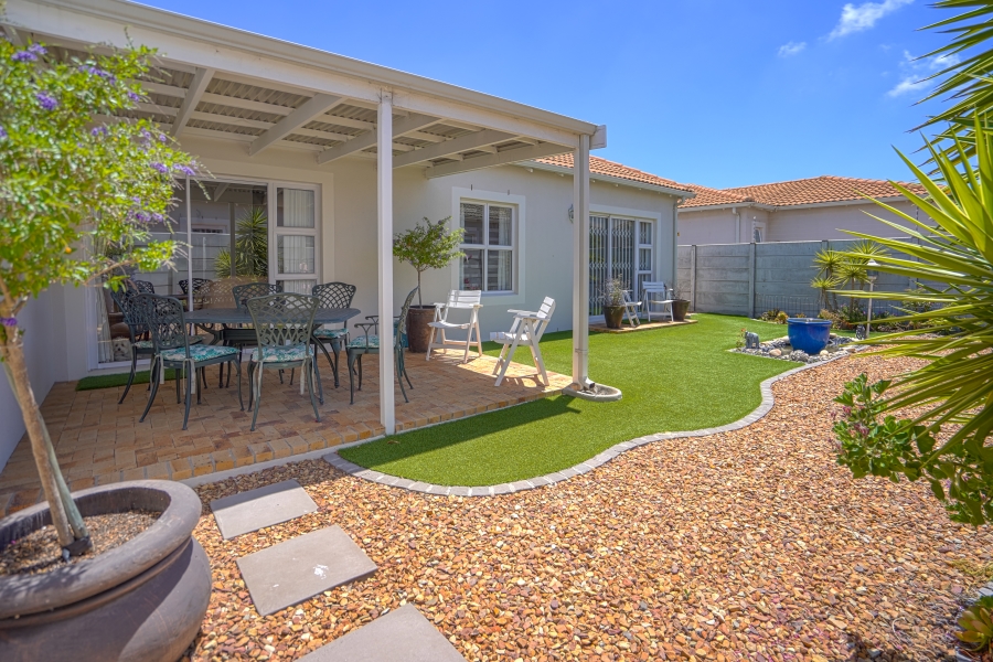 To Let 3 Bedroom Property for Rent in Sunningdale Western Cape